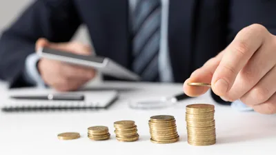 Казахстанцам станет сложнее брать кредиты: в АРРФР ужесточили правила